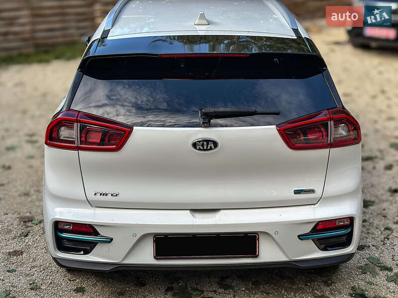 Позашляховик / Кросовер Kia Niro 2019 в Бродах фото 39 Позашляховик / Кросовер Kia Niro 2019 в Бродах