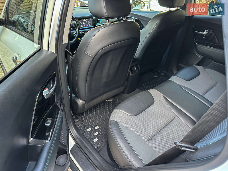 Позашляховик / Кросовер Kia Niro 2019 в Бродах фото 84 Позашляховик / Кросовер Kia Niro 2019 в Бродах