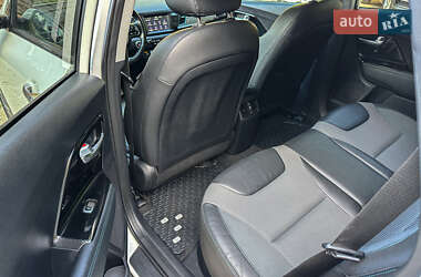 Внедорожник / Кроссовер Kia Niro 2019 в 
