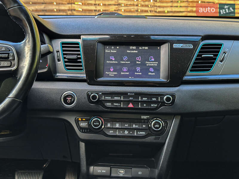 Позашляховик / Кросовер Kia Niro 2019 в Бродах фото 94 Позашляховик / Кросовер Kia Niro 2019 в Бродах