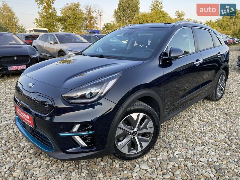 Позашляховик / Кросовер Kia Niro 2020 в Львові фото 13 Позашляховик / Кросовер Kia Niro 2020 в Львові