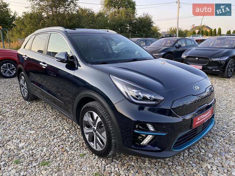 Позашляховик / Кросовер Kia Niro 2020 в Львові фото 19 Позашляховик / Кросовер Kia Niro 2020 в Львові