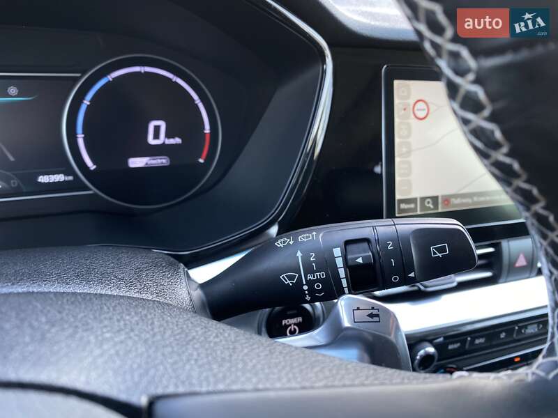 Позашляховик / Кросовер Kia Niro 2020 в Львові фото 29 Позашляховик / Кросовер Kia Niro 2020 в Львові