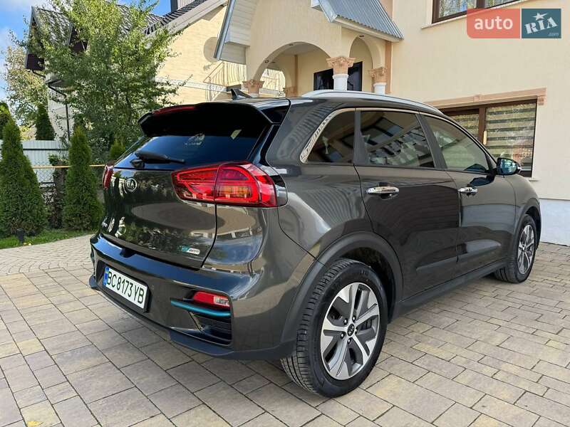 Позашляховик / Кросовер Kia Niro 2021 в Стрию фото 18 Позашляховик / Кросовер Kia Niro 2021 в Стрию