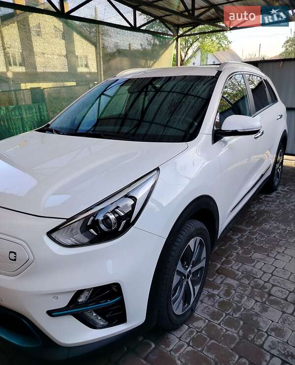 Позашляховик / Кросовер Kia Niro 2021 в Ірпені
