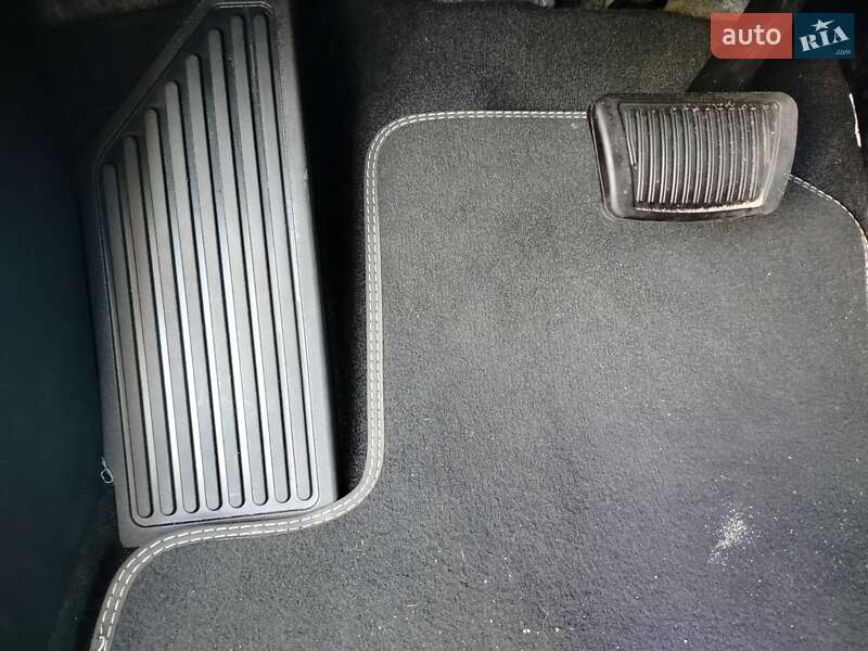 Позашляховик / Кросовер Kia Niro 2021 в Ірпені