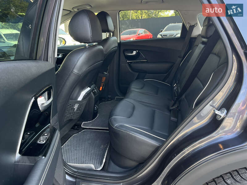 Позашляховик / Кросовер Kia Niro 2019 в Новомосковську фото 13 Позашляховик / Кросовер Kia Niro 2019 в Новомосковську