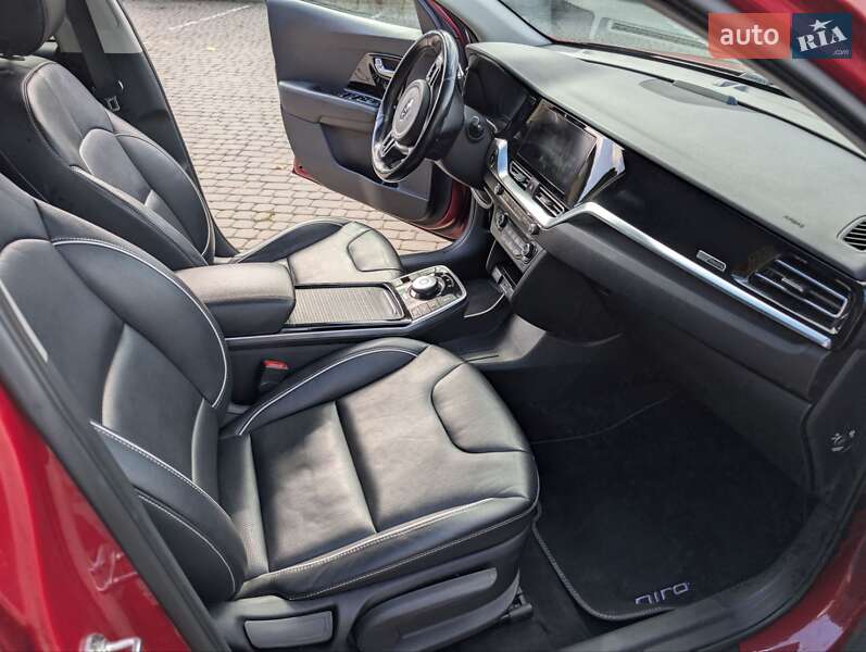 Позашляховик / Кросовер Kia Niro 2020 в Тернополі