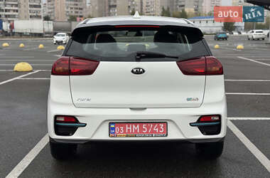 Внедорожник / Кроссовер Kia Niro 2020 в 
