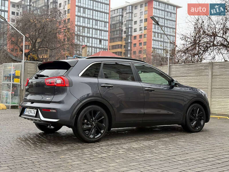Внедорожник / Кроссовер Kia Niro 2018 в Ковеле фото 9 Внедорожник / Кроссовер Kia Niro 2018 в Ковеле