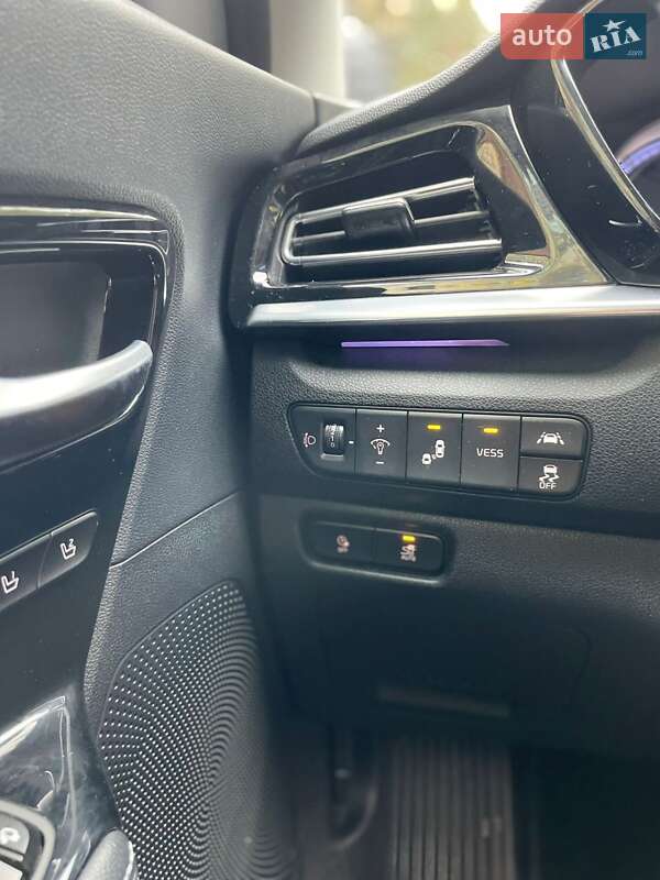 Позашляховик / Кросовер Kia Niro 2020 в Луцьку фото 33 Позашляховик / Кросовер Kia Niro 2020 в Луцьку