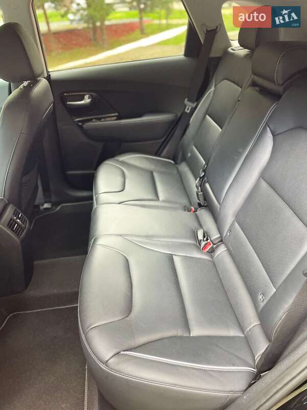 Позашляховик / Кросовер Kia Niro 2020 в Луцьку фото 45 Позашляховик / Кросовер Kia Niro 2020 в Луцьку