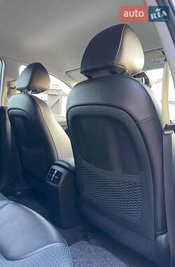Внедорожник / Кроссовер Kia Niro 2022 в 