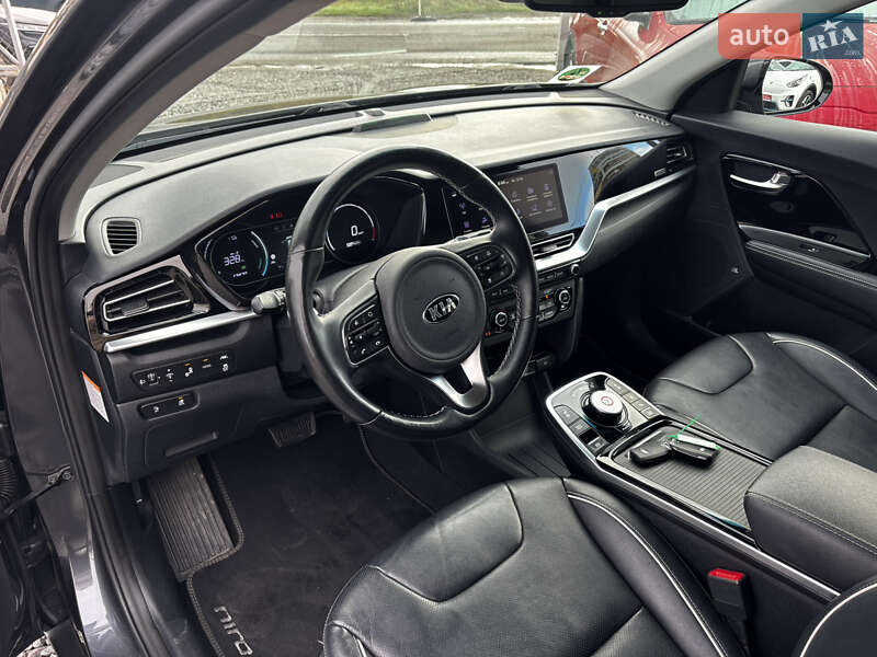 Внедорожник / Кроссовер Kia Niro 2020 в Львове