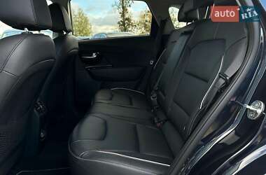 Внедорожник / Кроссовер Kia Niro 2021 в 