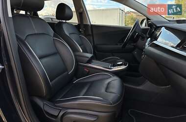 Внедорожник / Кроссовер Kia Niro 2021 в 