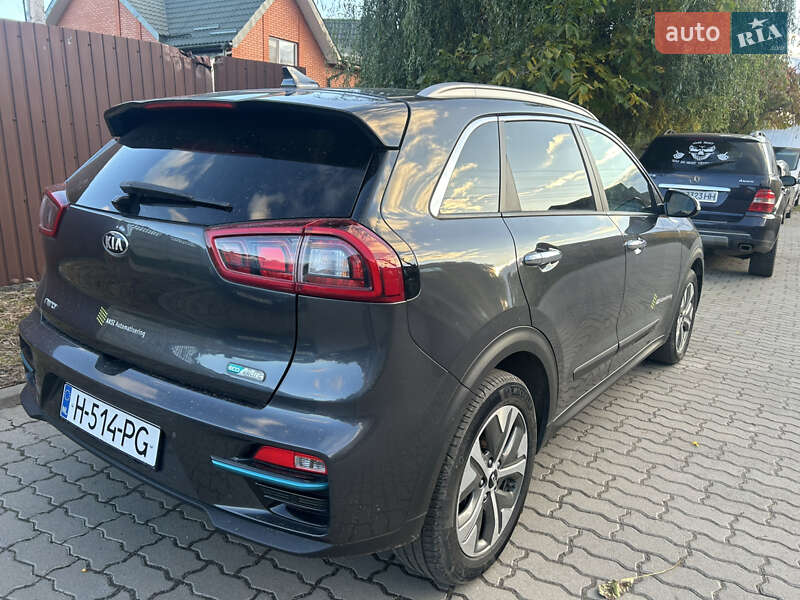 Внедорожник / Кроссовер Kia Niro 2020 в Хмельницком
