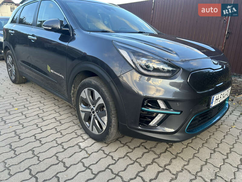 Внедорожник / Кроссовер Kia Niro 2020 в Хмельницком