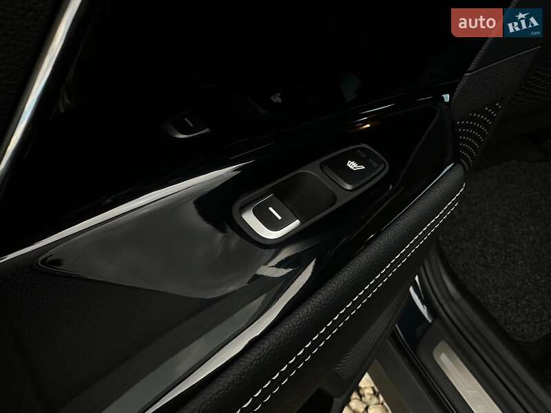 Позашляховик / Кросовер Kia Niro 2021 в Львові