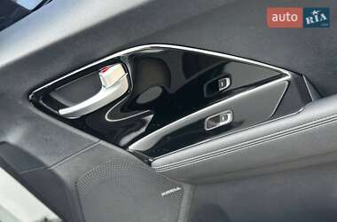 Внедорожник / Кроссовер Kia Niro 2019 в 
