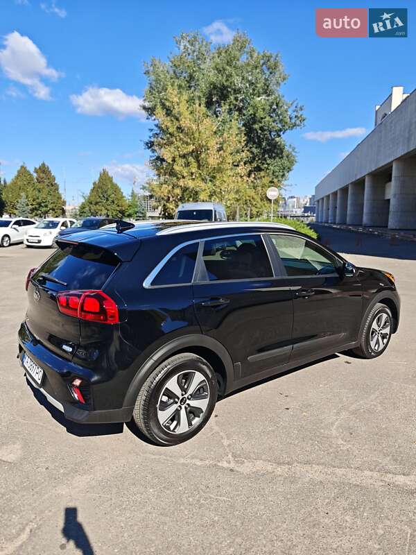 Внедорожник / Кроссовер Kia Niro 2020 в Киеве