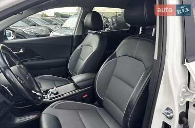 Внедорожник / Кроссовер Kia Niro 2022 в 