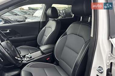 Внедорожник / Кроссовер Kia Niro 2022 в 