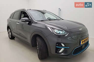 Внедорожник / Кроссовер Kia Niro 2022 в 