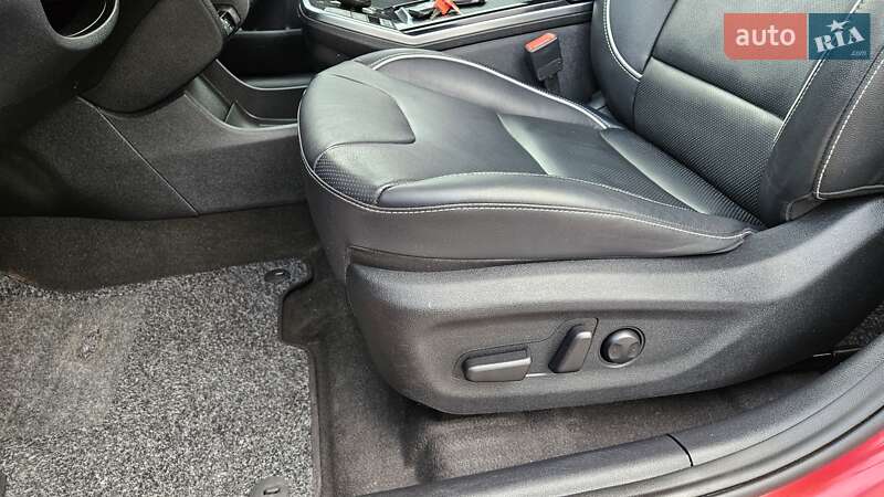 Внедорожник / Кроссовер Kia Niro 2020 в Радомышле фото 22 Внедорожник / Кроссовер Kia Niro 2020 в Радомышле