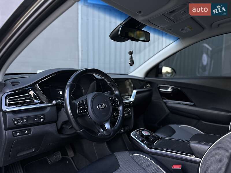 Позашляховик / Кросовер Kia Niro 2020 в Івано-Франківську