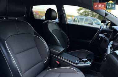 Внедорожник / Кроссовер Kia Niro 2020 в 