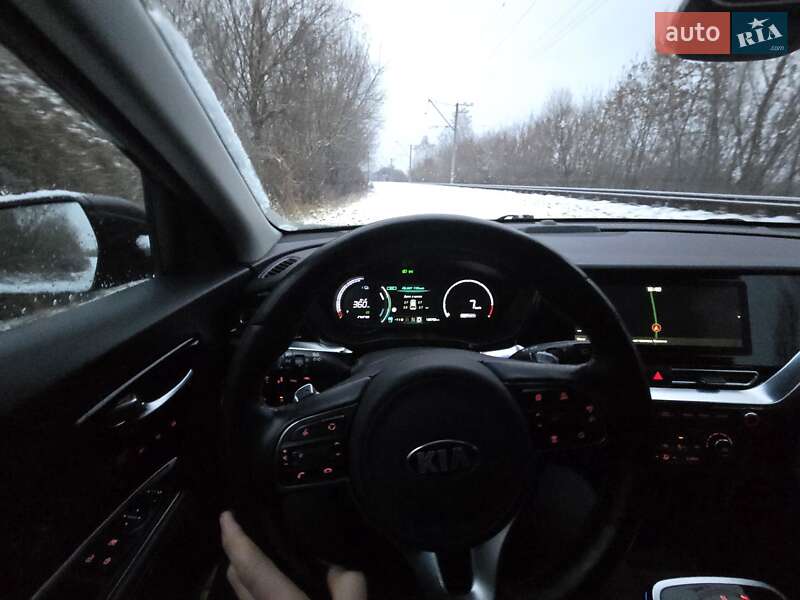 Позашляховик / Кросовер Kia Niro 2020 в Шепетівці фото 2 Позашляховик / Кросовер Kia Niro 2020 в Шепетівці
