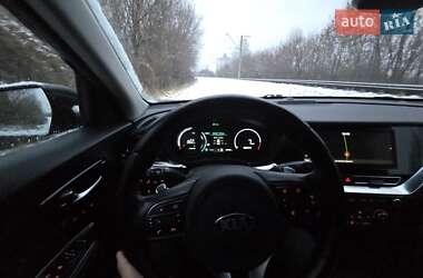 Внедорожник / Кроссовер Kia Niro 2020 в 