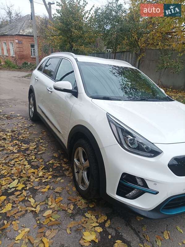 Позашляховик / Кросовер Kia Niro 2020 в Харкові