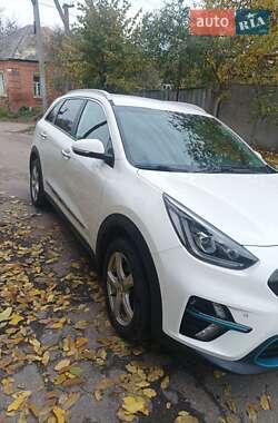 Позашляховик / Кросовер Kia Niro 2020 в 
