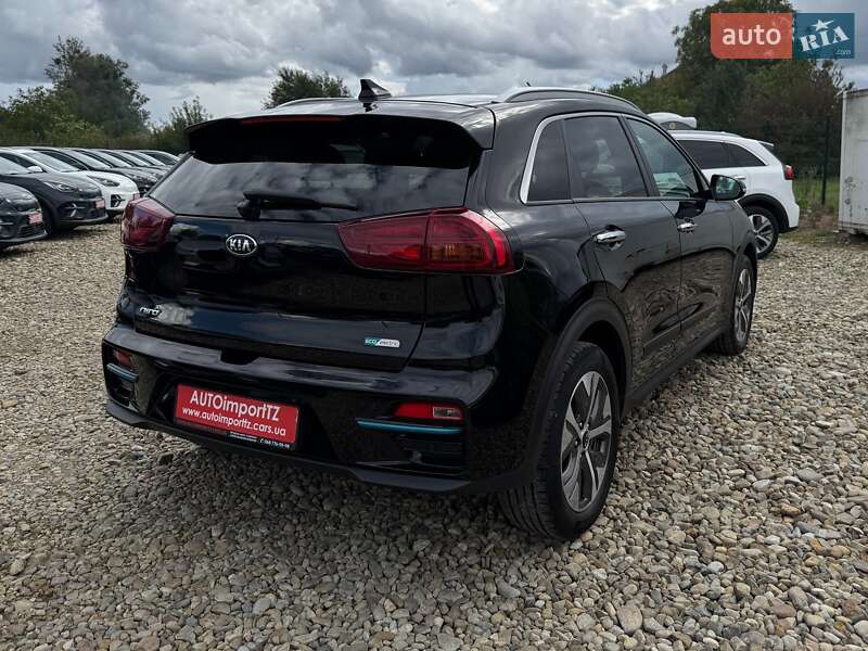 Позашляховик / Кросовер Kia Niro 2020 в Львові фото 23 Позашляховик / Кросовер Kia Niro 2020 в Львові