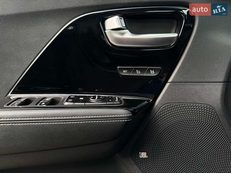 Позашляховик / Кросовер Kia Niro 2020 в Львові фото 38 Позашляховик / Кросовер Kia Niro 2020 в Львові