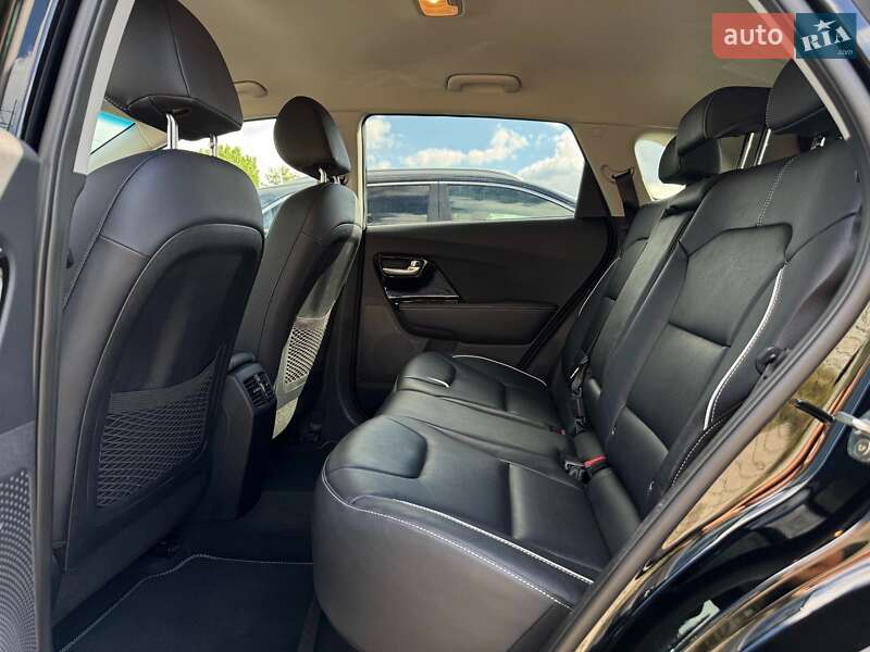 Позашляховик / Кросовер Kia Niro 2020 в Львові фото 73 Позашляховик / Кросовер Kia Niro 2020 в Львові