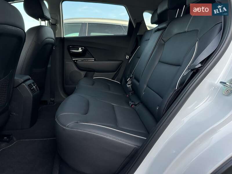 Внедорожник / Кроссовер Kia Niro 2020 в Львове фото 72 Внедорожник / Кроссовер Kia Niro 2020 в Львове