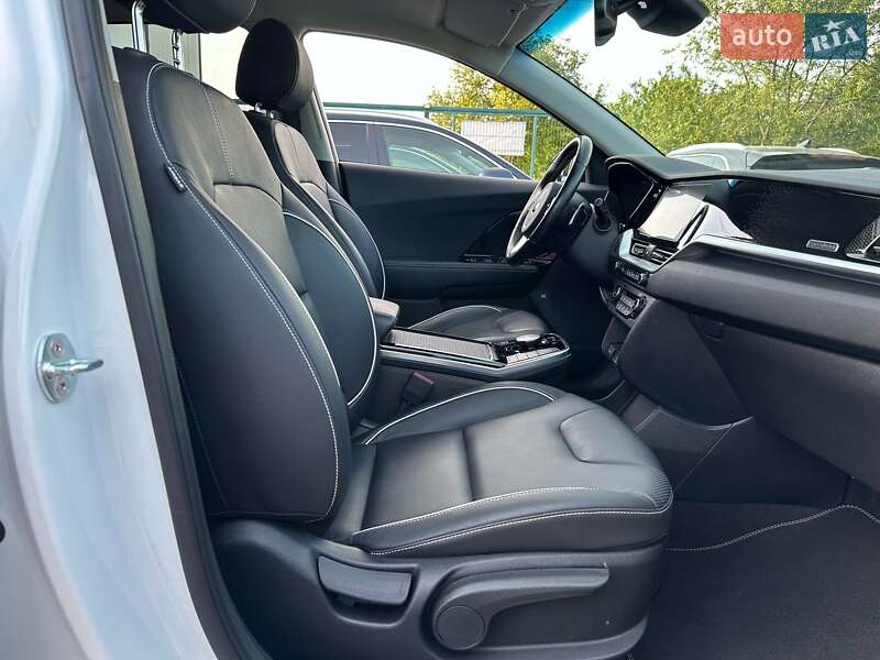 Внедорожник / Кроссовер Kia Niro 2020 в Львове фото 81 Внедорожник / Кроссовер Kia Niro 2020 в Львове