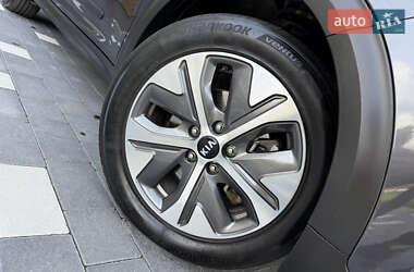 Позашляховик / Кросовер Kia Niro 2020 в  фото 8 Позашляховик / Кросовер Kia Niro 2020 в