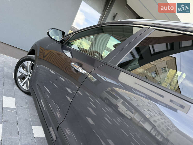 Позашляховик / Кросовер Kia Niro 2020 в Трускавці