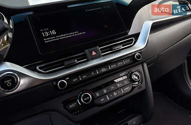 Позашляховик / Кросовер Kia Niro 2020 в  фото 56 Позашляховик / Кросовер Kia Niro 2020 в