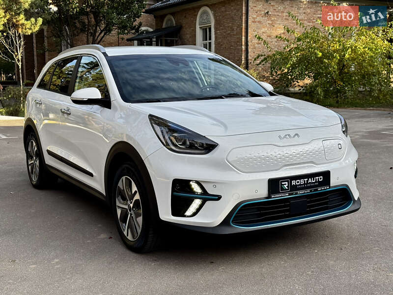 Внедорожник / Кроссовер Kia Niro 2022 в Киеве