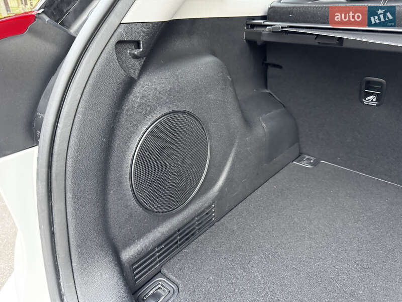 Внедорожник / Кроссовер Kia Niro 2022 в Киеве