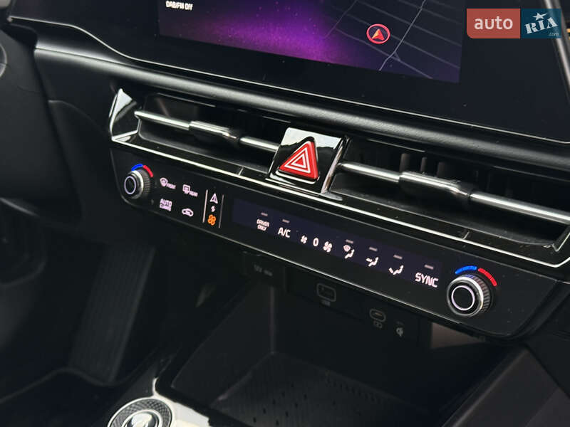 Внедорожник / Кроссовер Kia Niro 2024 в Луцке