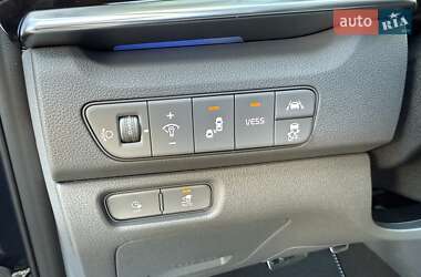 Позашляховик / Кросовер Kia Niro 2020 в  фото 25 Позашляховик / Кросовер Kia Niro 2020 в