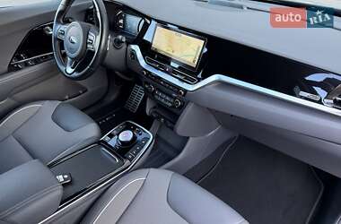 Позашляховик / Кросовер Kia Niro 2020 в  фото 35 Позашляховик / Кросовер Kia Niro 2020 в