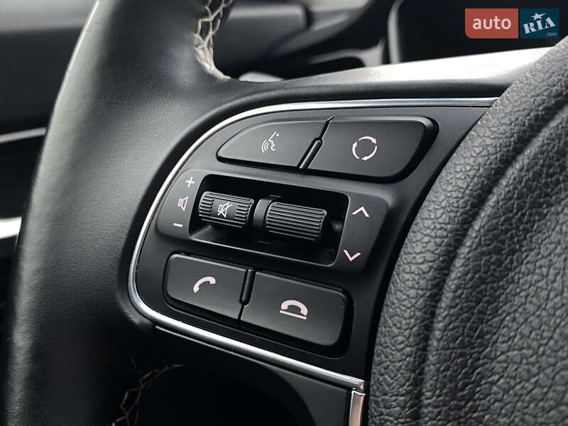 Внедорожник / Кроссовер Kia Niro 2020 в Львове фото 46 Внедорожник / Кроссовер Kia Niro 2020 в Львове