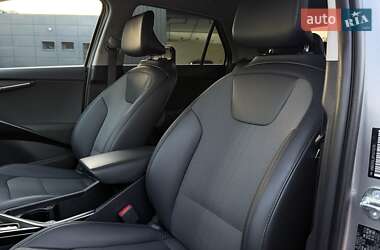 Внедорожник / Кроссовер Kia Niro 2023 в 